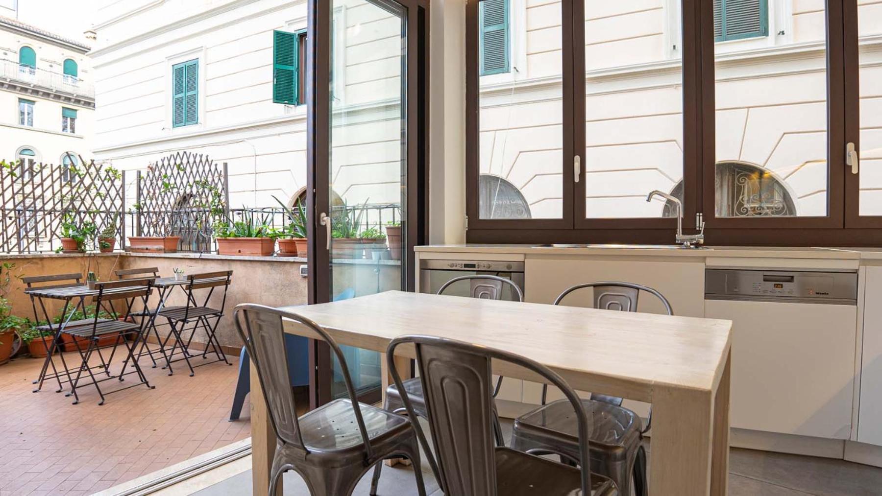 Cozy Nest With Terrace In Trastevere Řím Exteriér fotografie